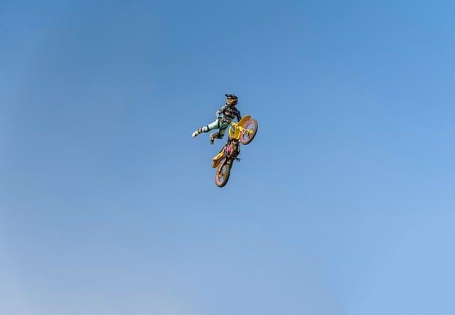 Stunt v angličtině: Co to znamená a jak to vysvětlit? 2 Stunt a jeho význam v anglickém jazyce